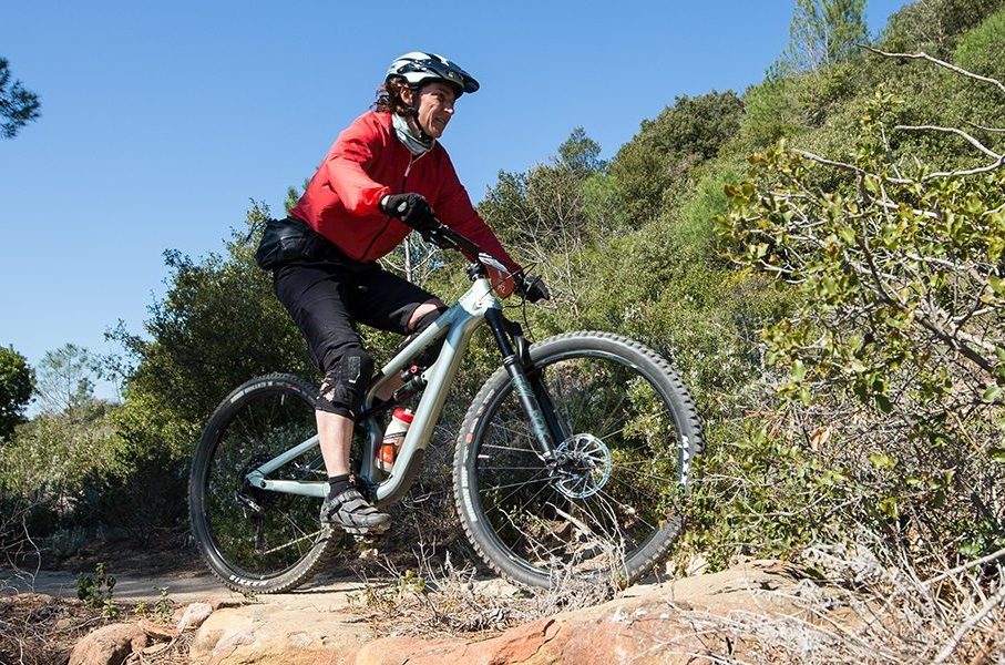 TOURING / E-BIKES